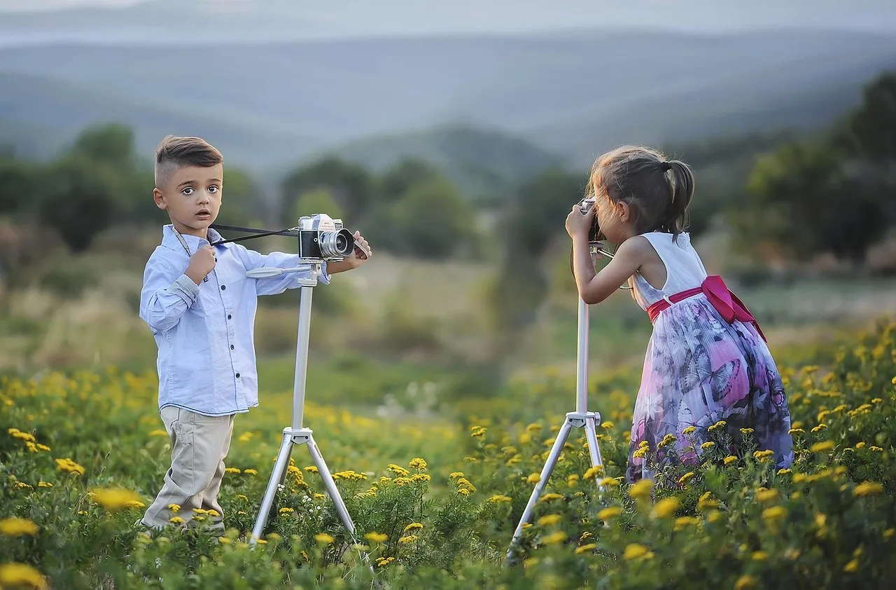 children, photographers, taking pictures, boy, girl, kids, young, fashion, siblings, brother, sister, friends, playing, posing, childhood, flower field, outdoors, nature, children, children, children, children, children, boy, boy, kids, kids, kids, friends, friends, friends. Photography locations compared: public place, private venue, workplace and school